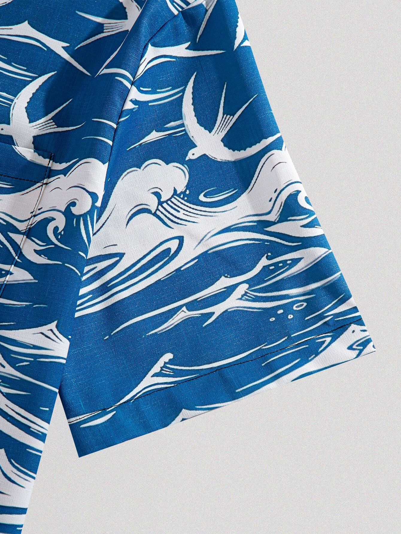 Hawaiian Men's Blue Wave Button-Down Shirt